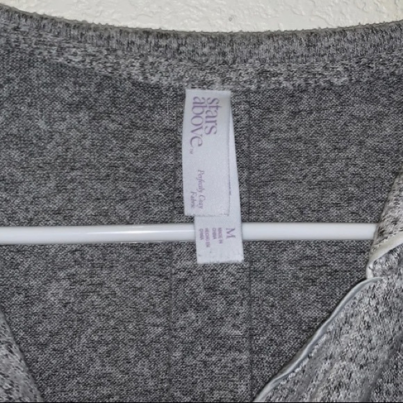 Grey woman’s bathrobe - Picture 3 of 3